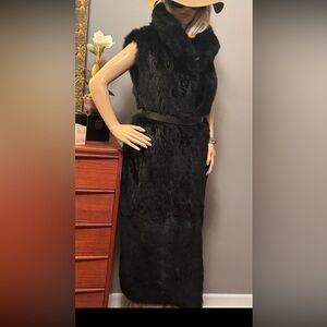 Chic Black Fur Midi Vest